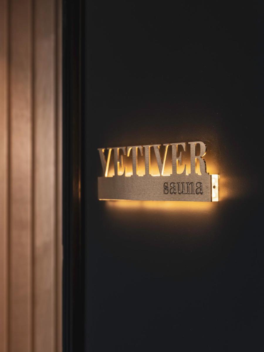 Certificat, récompense, panneau ou autre document affiché dans l'établissement Dandy Hotel