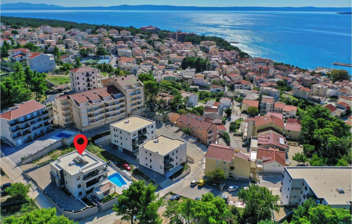 Amazing Apartment In Baska Voda - Housity