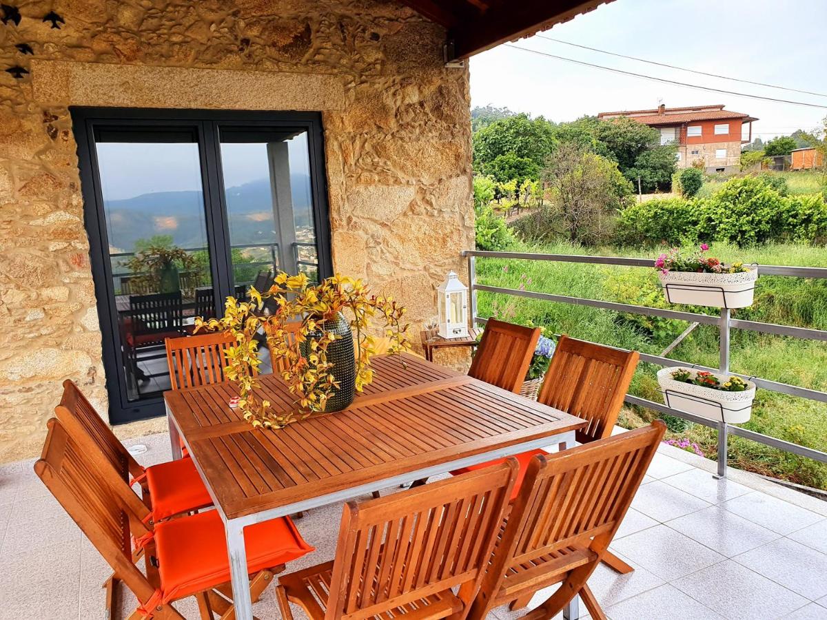Casa de campo com vista a montanha - Housity