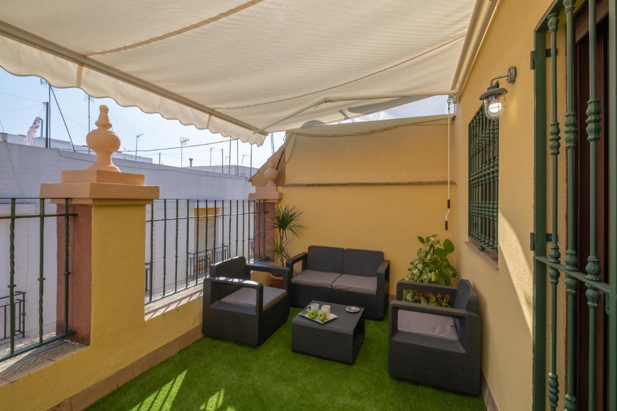 Triana Penthouse - Housity