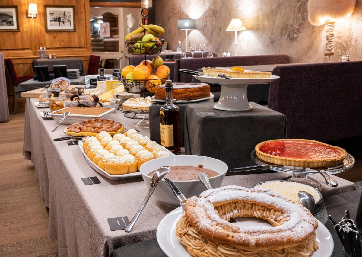 Nourriture dans l'hôtel ou à proximité