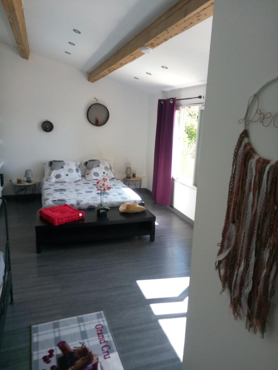 Gite chez mamiyo gallargues le montueux - Housity