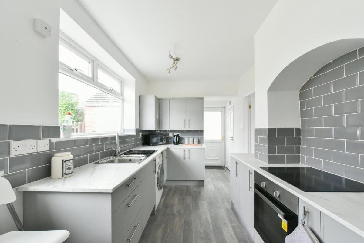 Captivating 3-Bedroom House - Housity