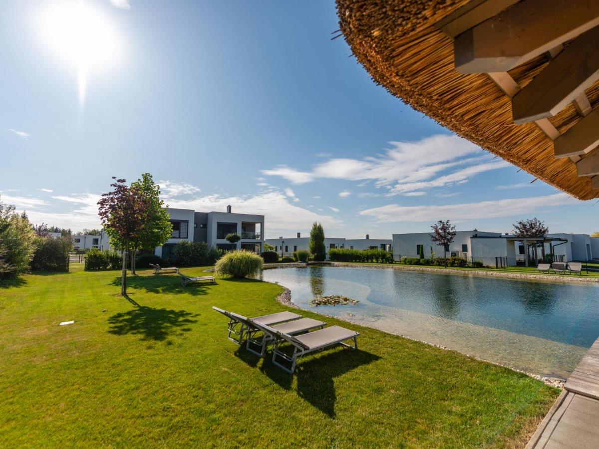Gorgeous  with Swimming Pool, Roof Terrace, Garden - Housity