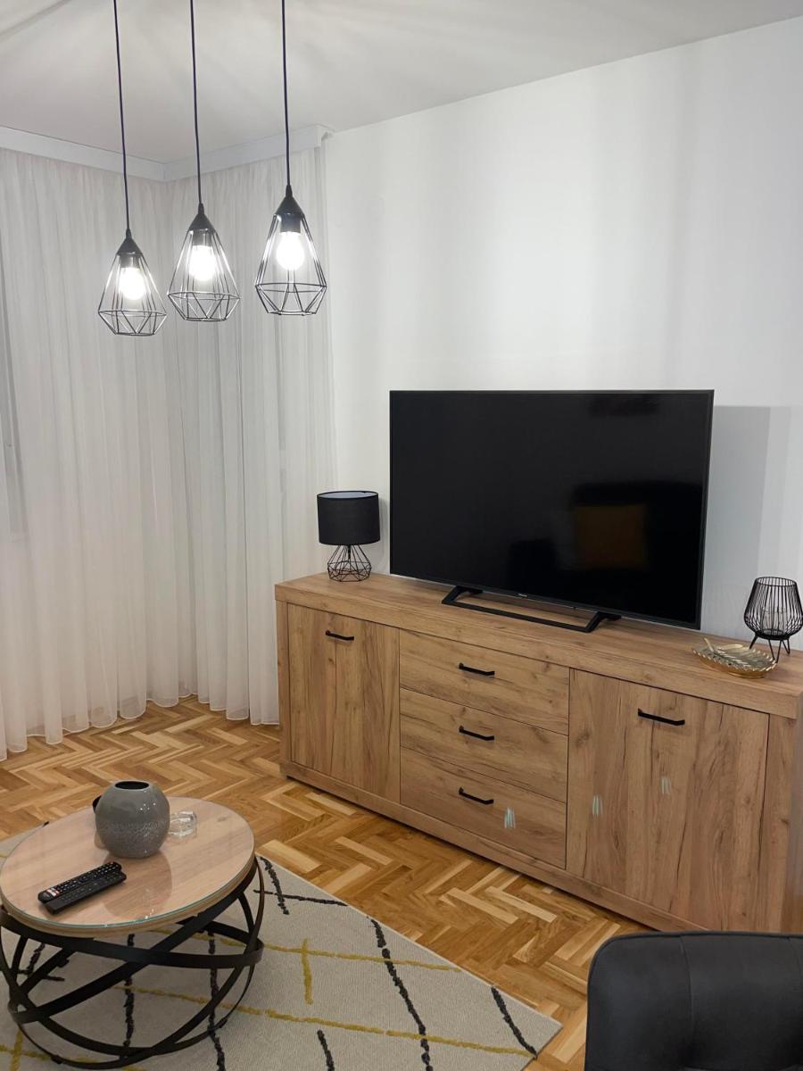 Apartments Novi Sad - Housity