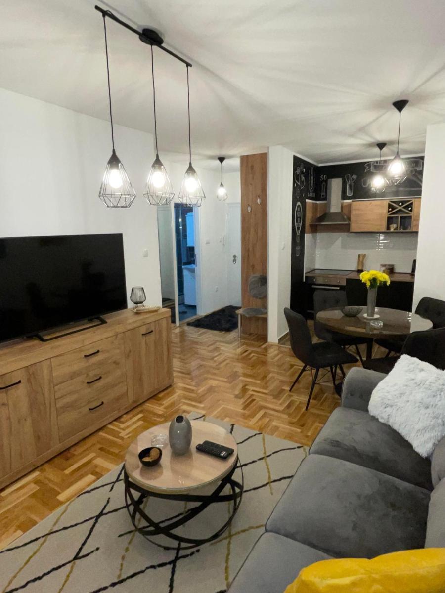 Apartments Novi Sad - Housity