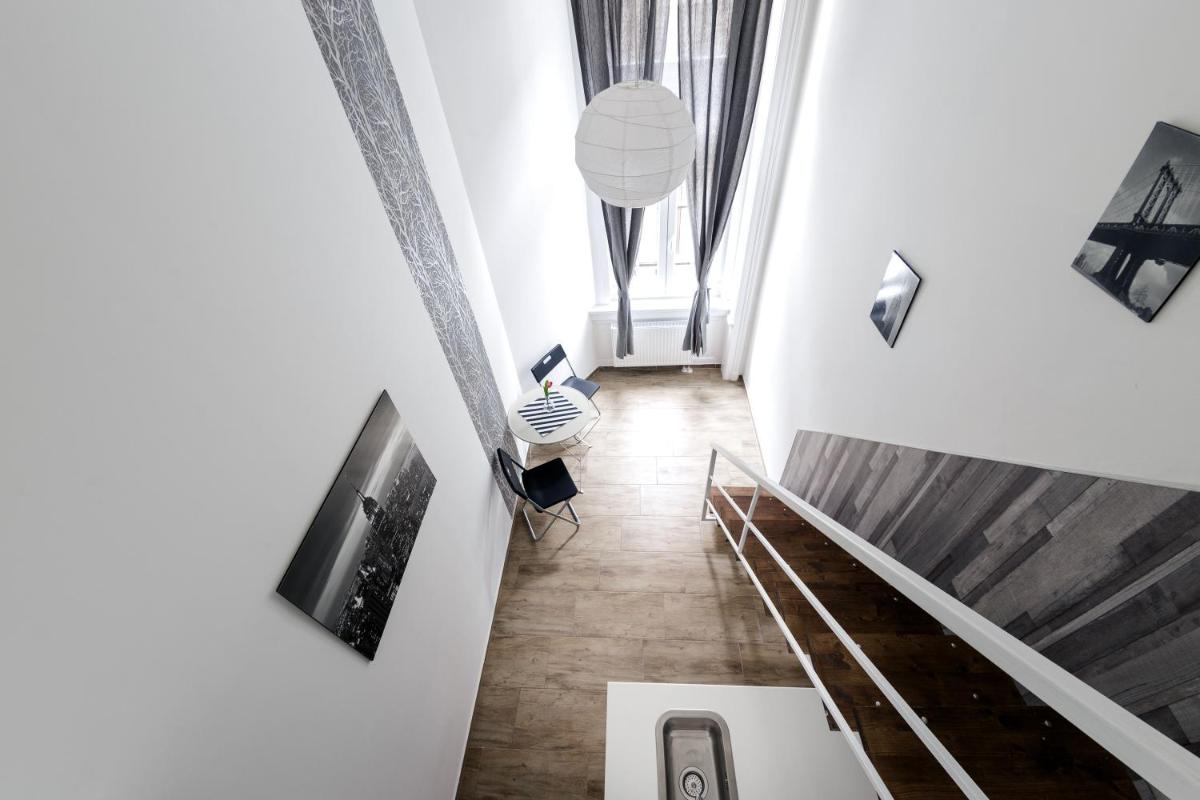 Rio's Stylish Central Flats - Housity
