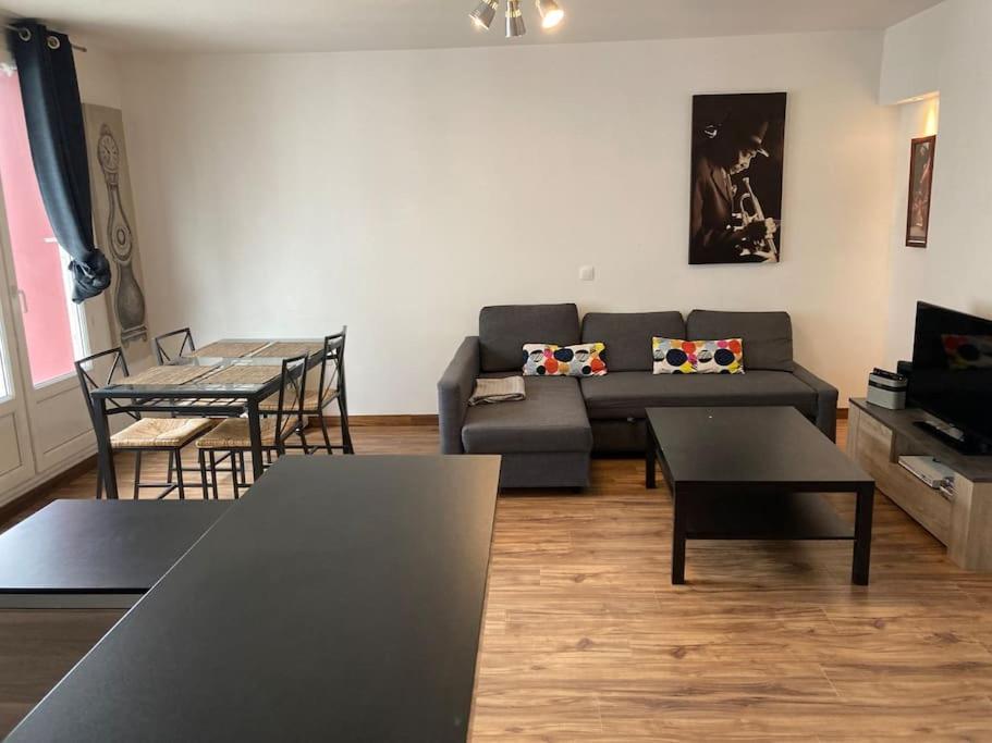 Appartement spacieux hyper centre Secteur Liberté - Hizvo