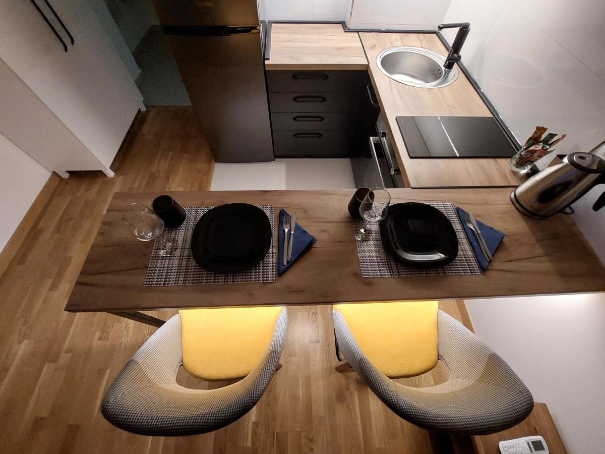 BOX APARTMENT SKOPJE - Housity