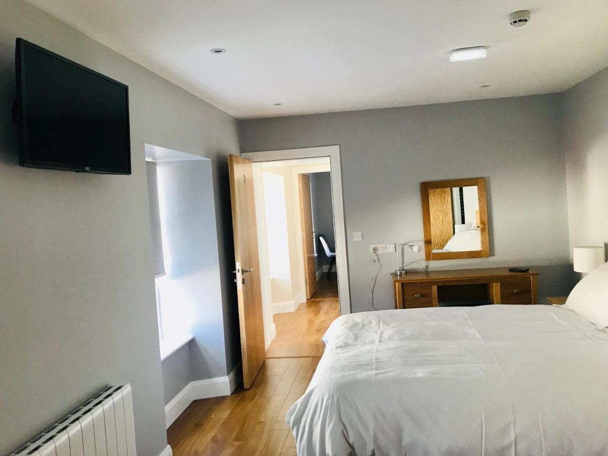 Leanna's Lodge, Keshcarrigan - Housity