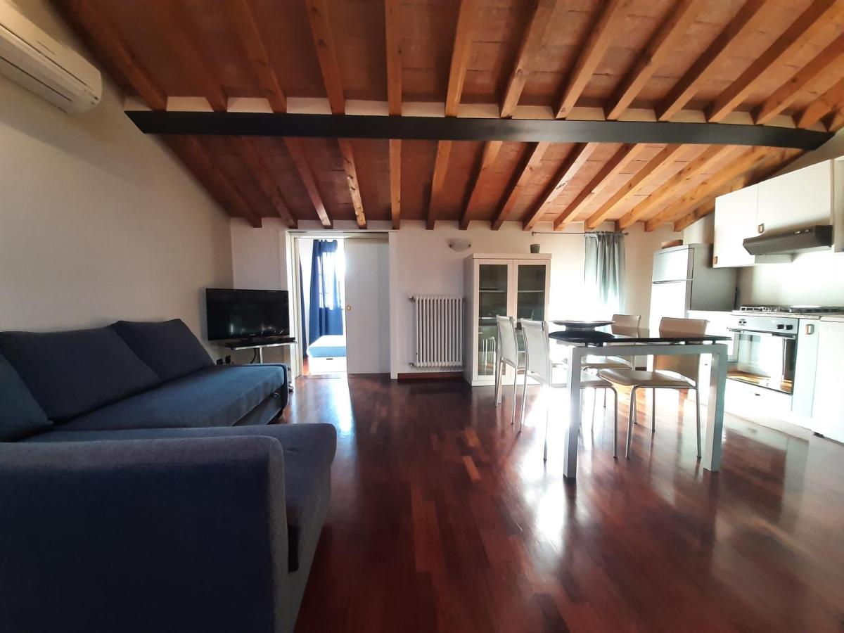 Suitetrails - Appartamento sui tetti di Parma