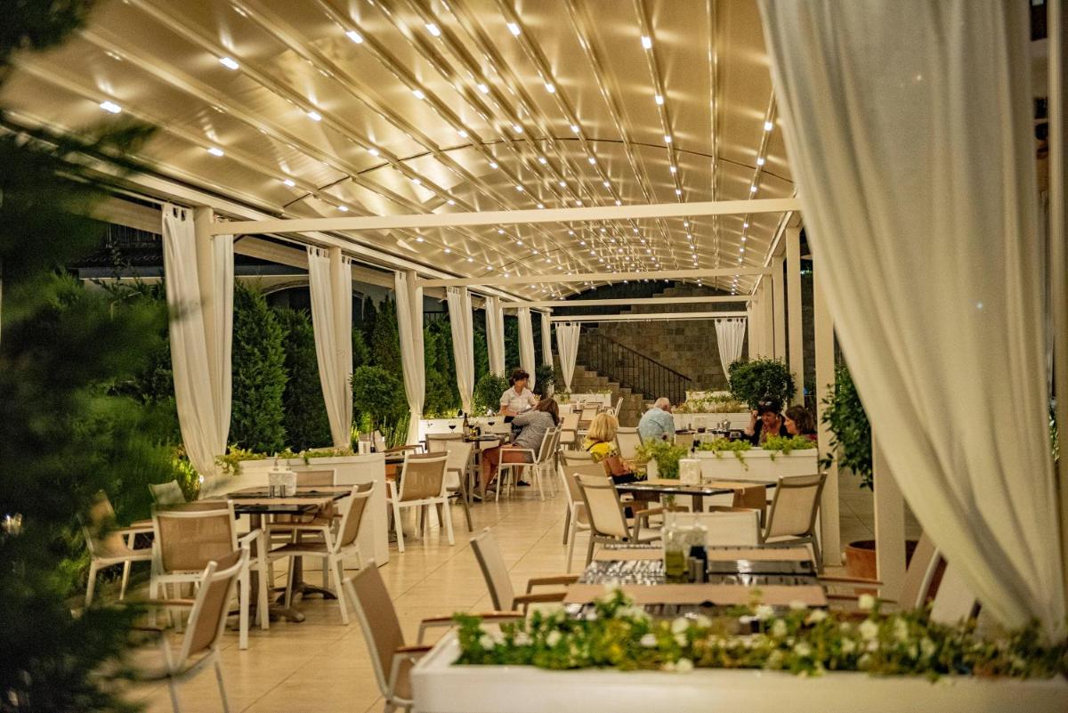 Menada Kavaci Sozopol Apartments - Housity