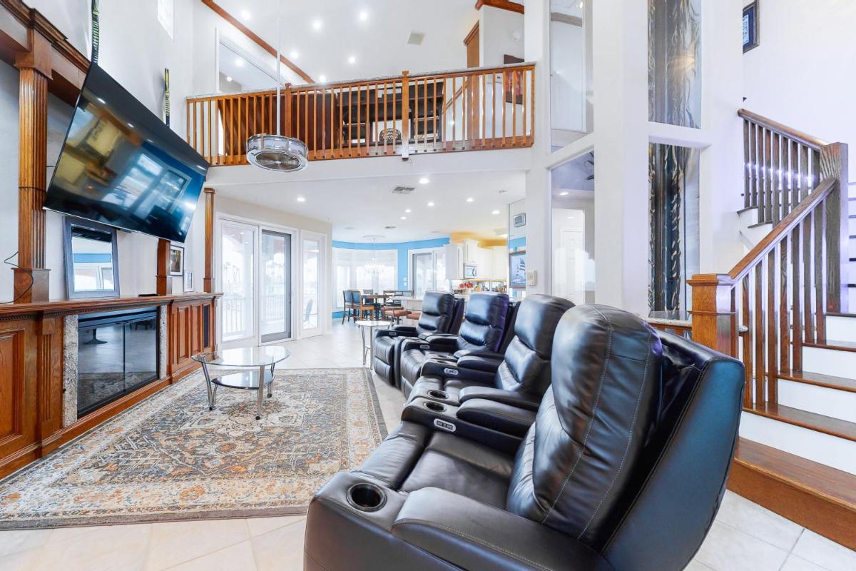 Pelican Point - Housity