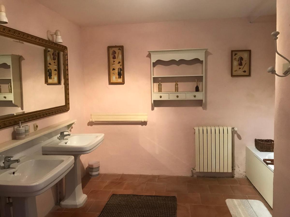 Chateau De Grenier Apartment - Housity
