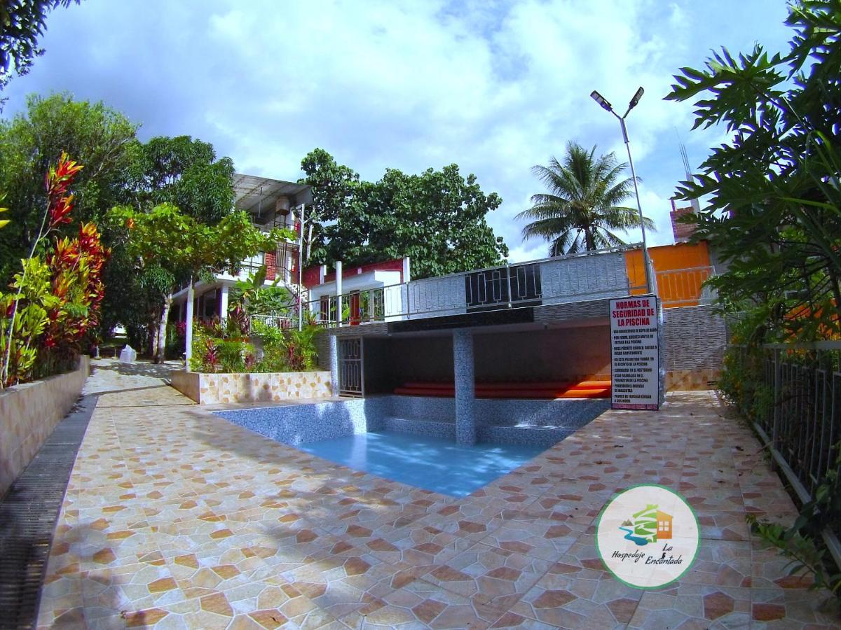 La Encantada Lodge - Housity