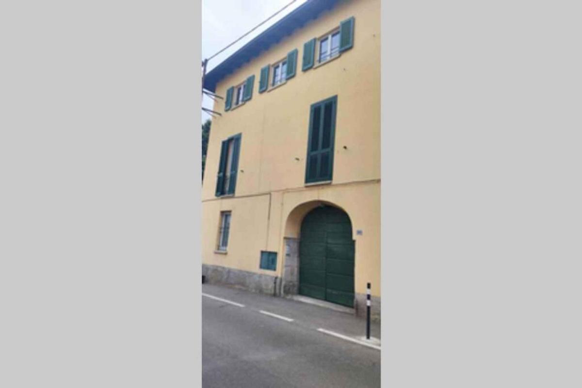 Apartment in Lurago Derba - Como Provinz 42304 - Housity