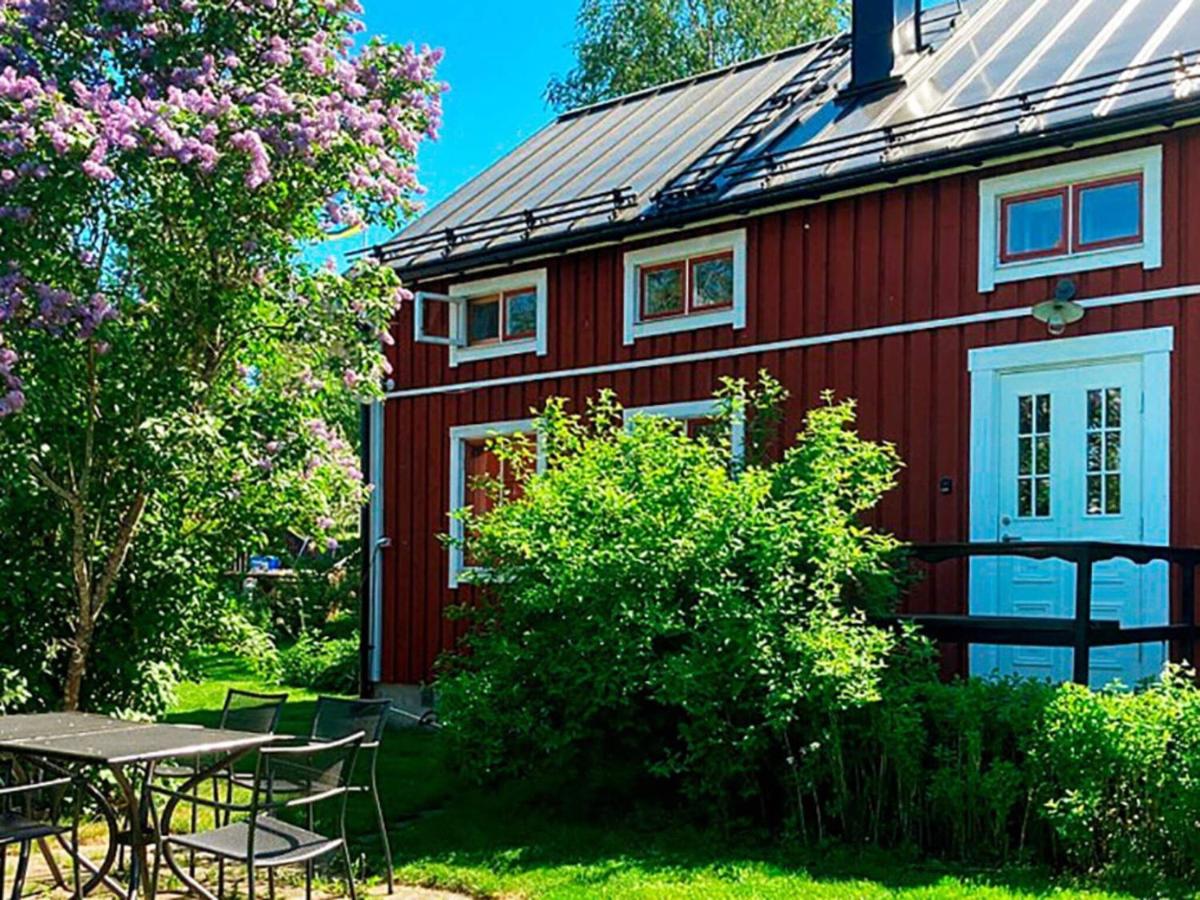 5 person holiday home in NORDINGRÅ-By Traum - Housity