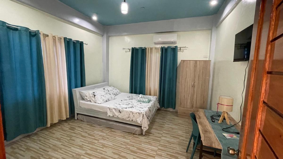Charming Apartelle with Swimming Pool -Exclusive - Housity