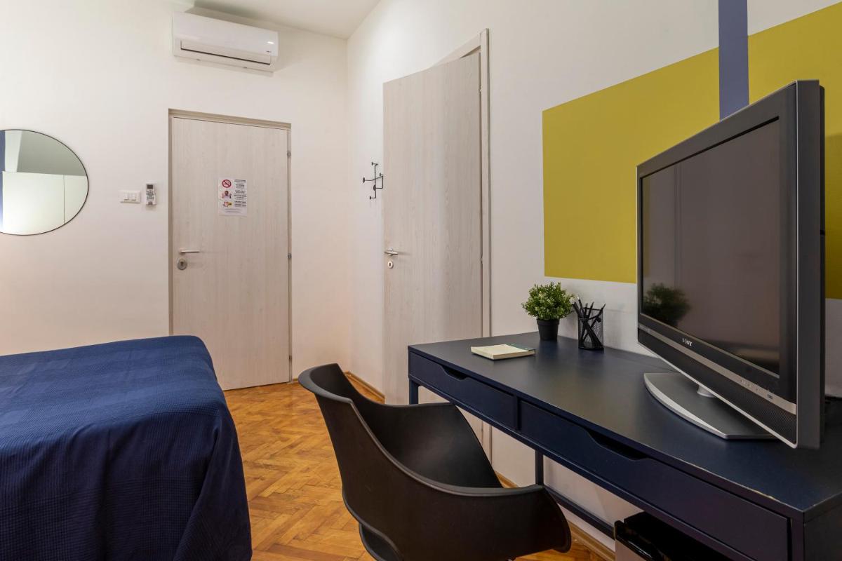 Lovely guest-room with private bathroom - Housity