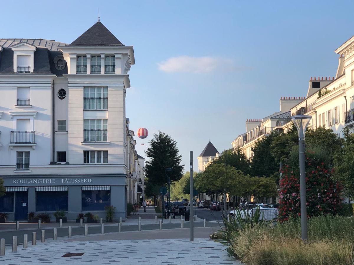 DISNEYLAND PARIS 1 mile - Studio Superior Apartment for 2-4 persons - Housity