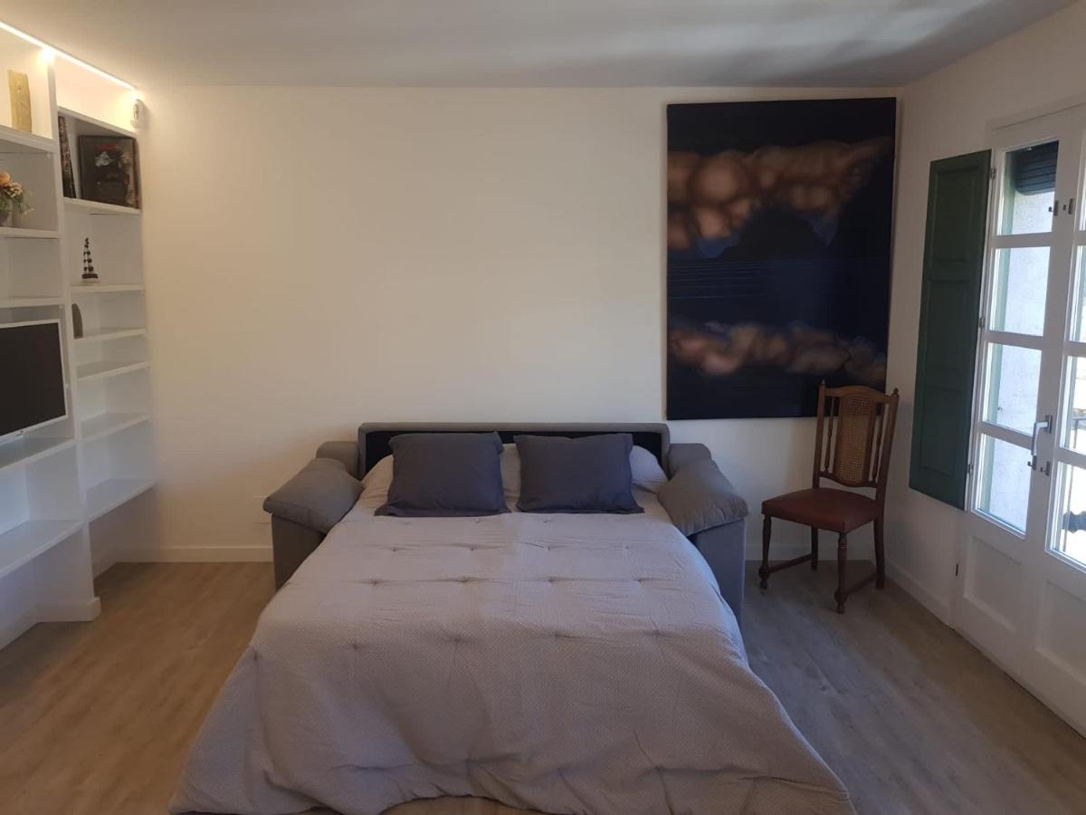 Modern apartment in the heart of Old Town Girona - Housity