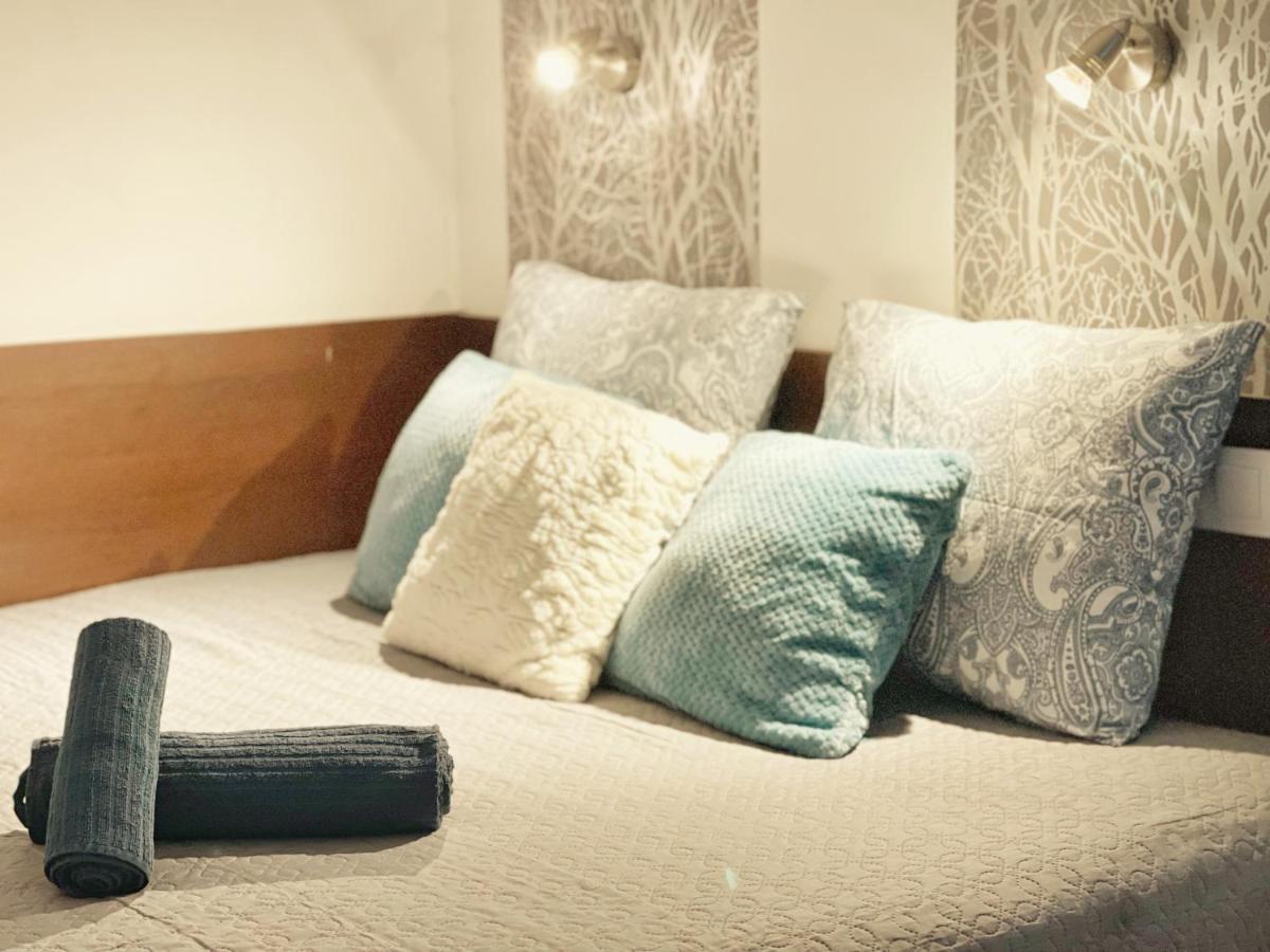 Rio's Stylish Central Flats - Housity