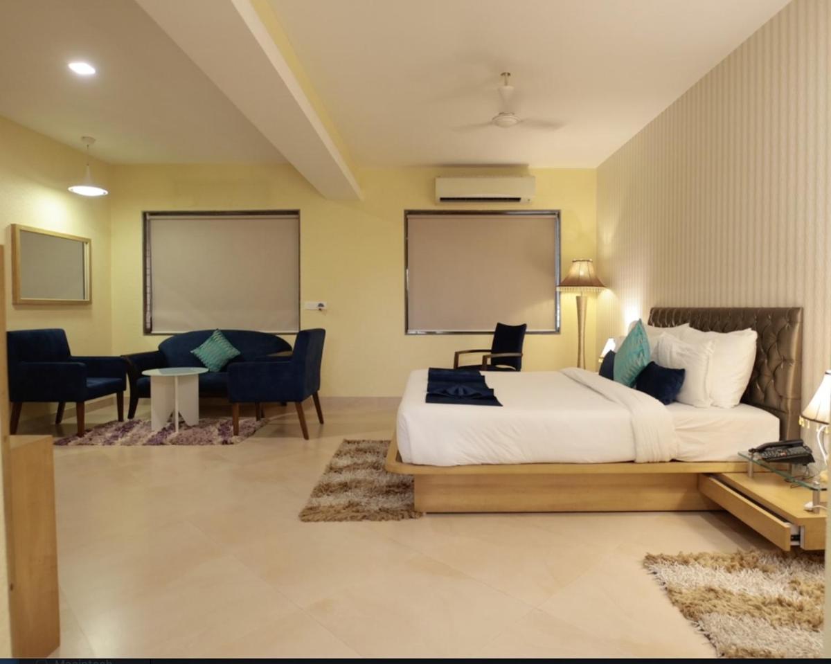 Meritas Seawind Beach Resort, Shrivardhan - Housity