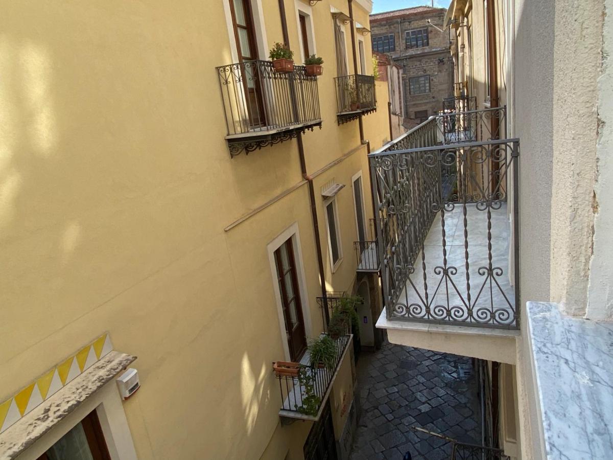 Quattro Canti Suite Palermo - Housity