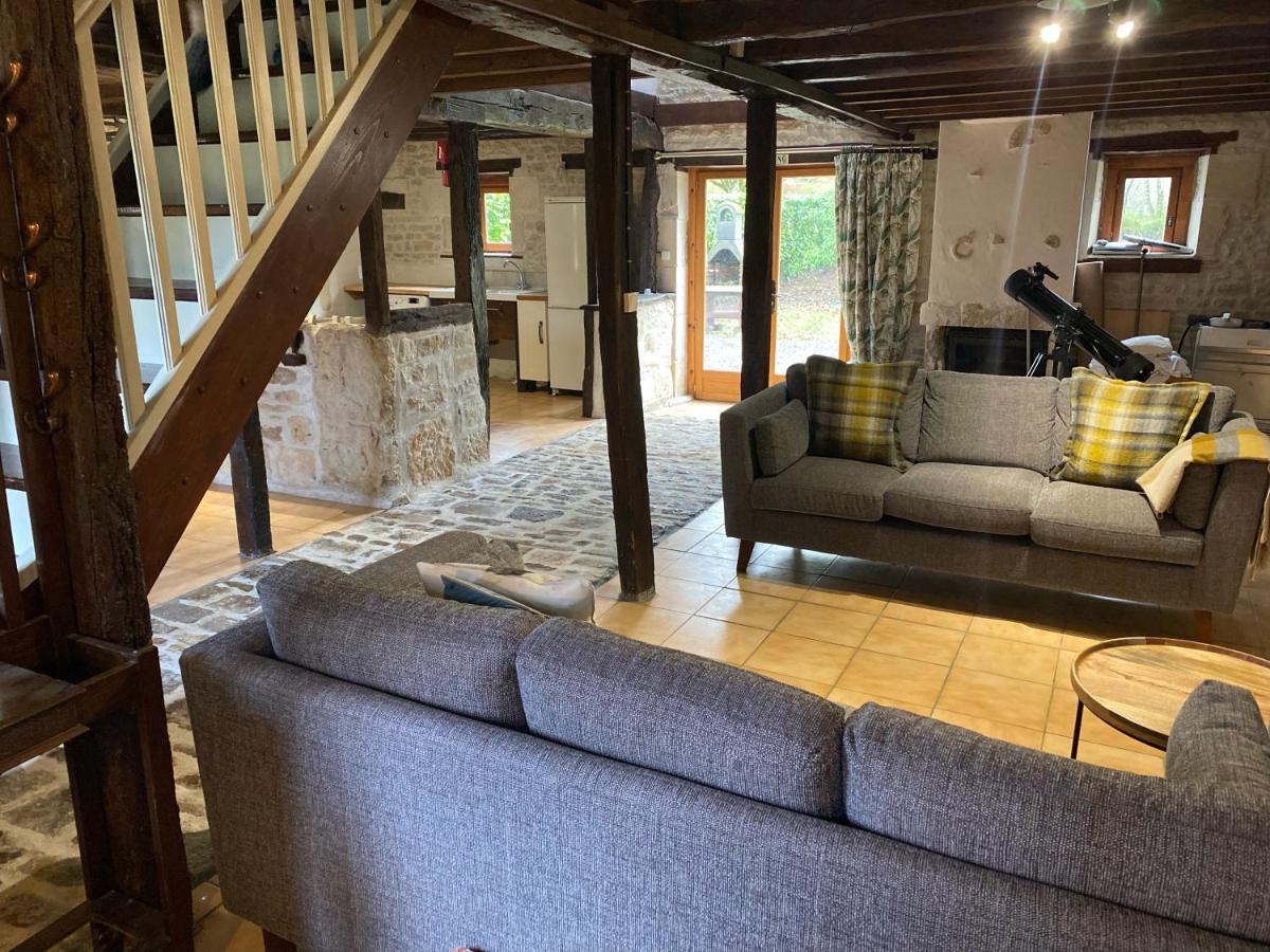 Le Figuier - 4 bedroom Farmhouse Gite - Housity
