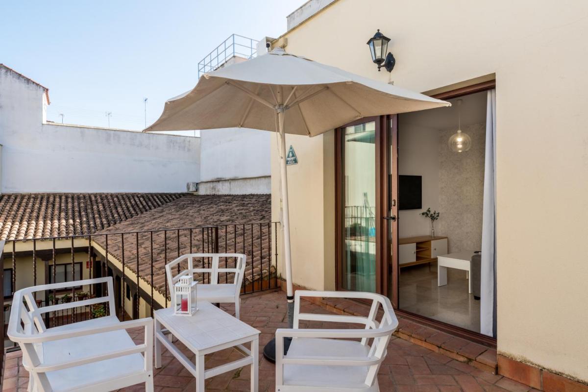 Lumbreras Host - Housity