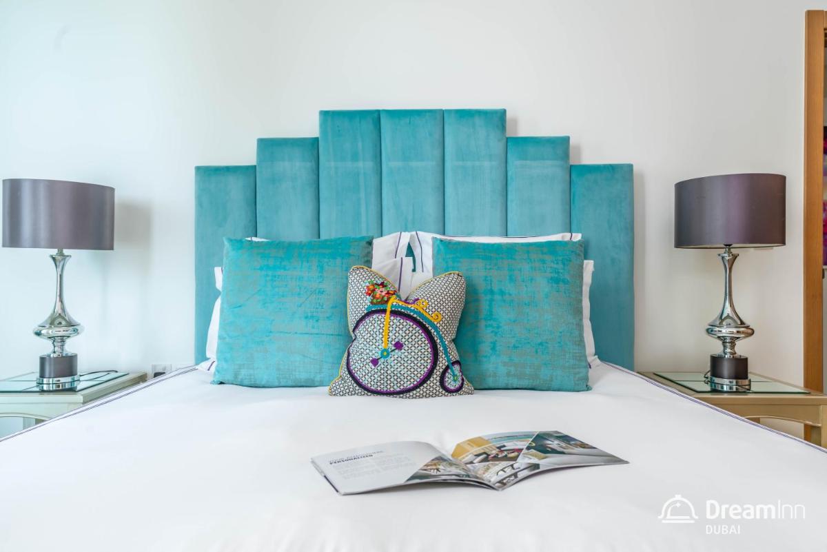 Dream Inn Dubai Apartments- Burj Vista - Housity
