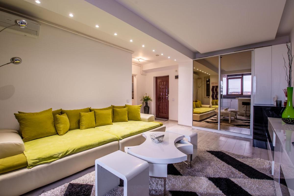3 Room Luxury Residence Militari M2+3 - Housity