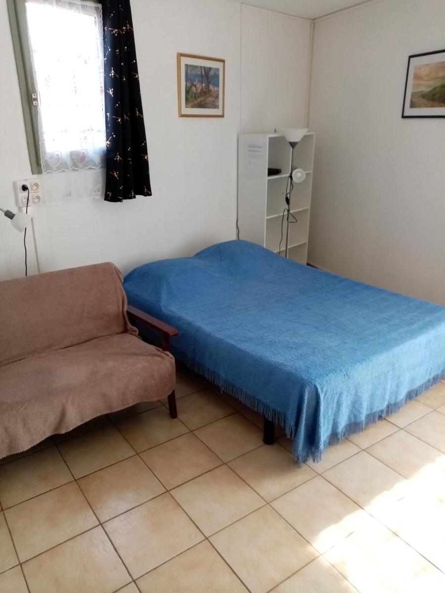 La brise marine entre mer et lac marin, terrasse, 5mn de la plage wifi - Housity