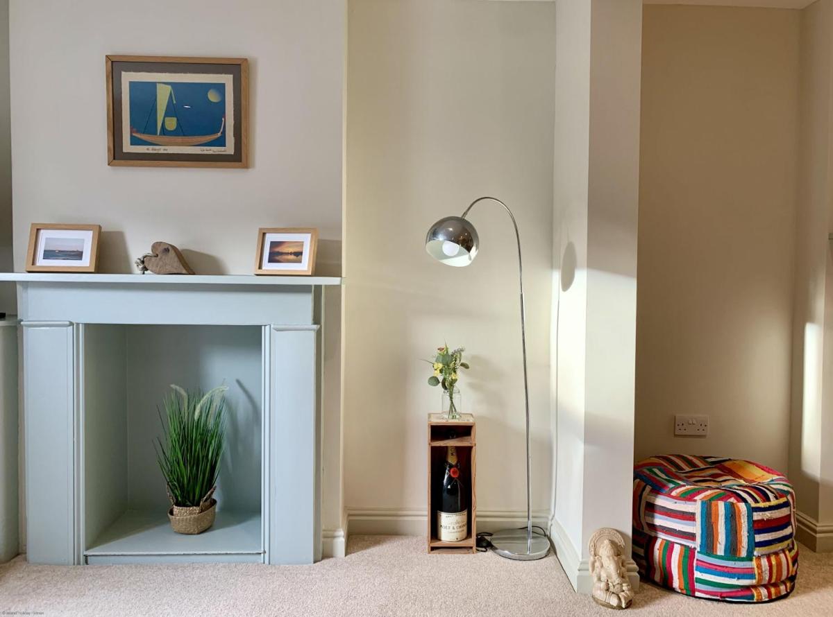 Sands Cottage - Housity