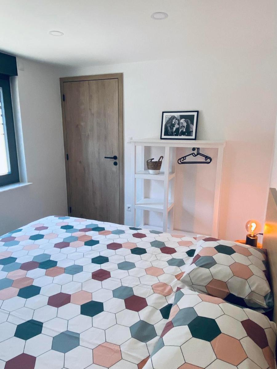 Little Marguerite - Housity