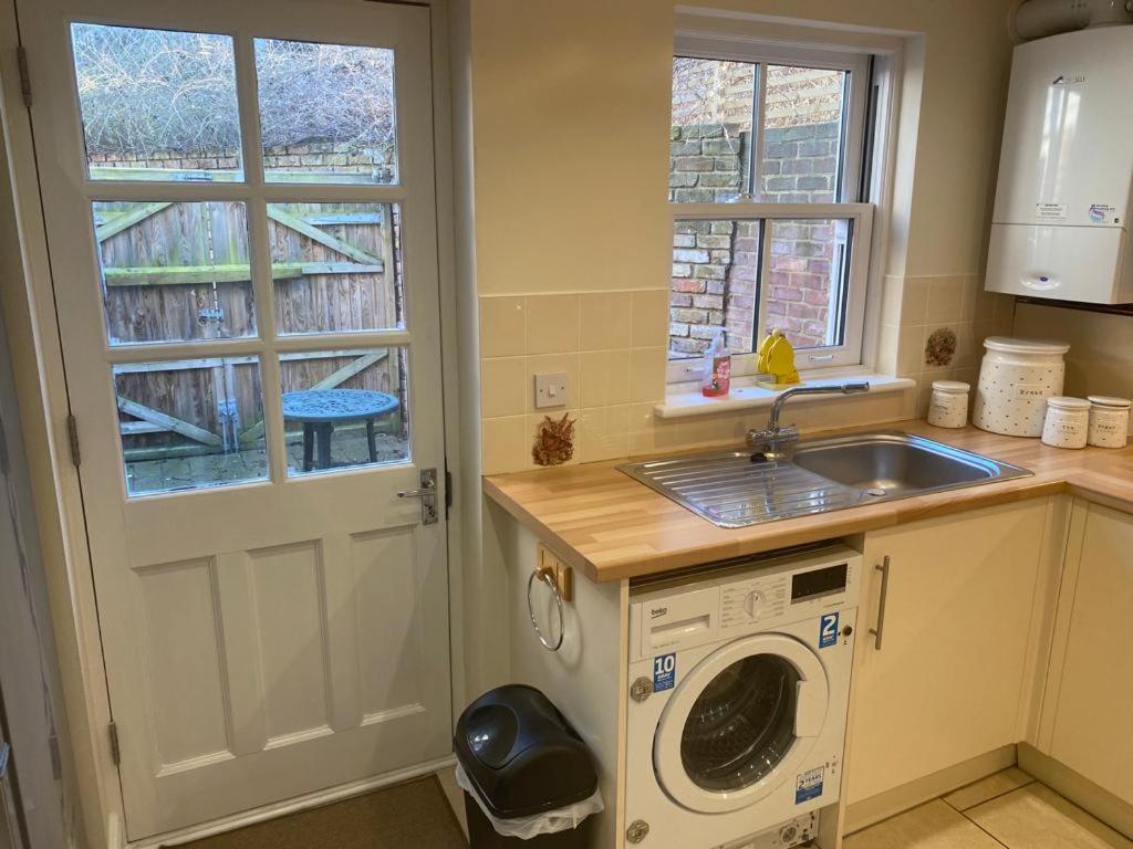 Central Townhouse Whitstable - Housity