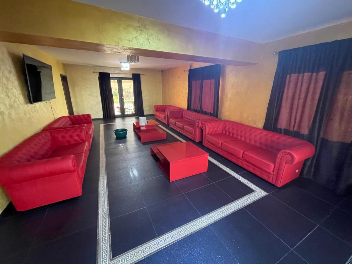 Conacul Baroque - Housity