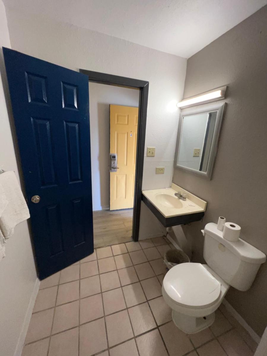 Best Inn Motel Seaworld & Lackland AFB - Housity