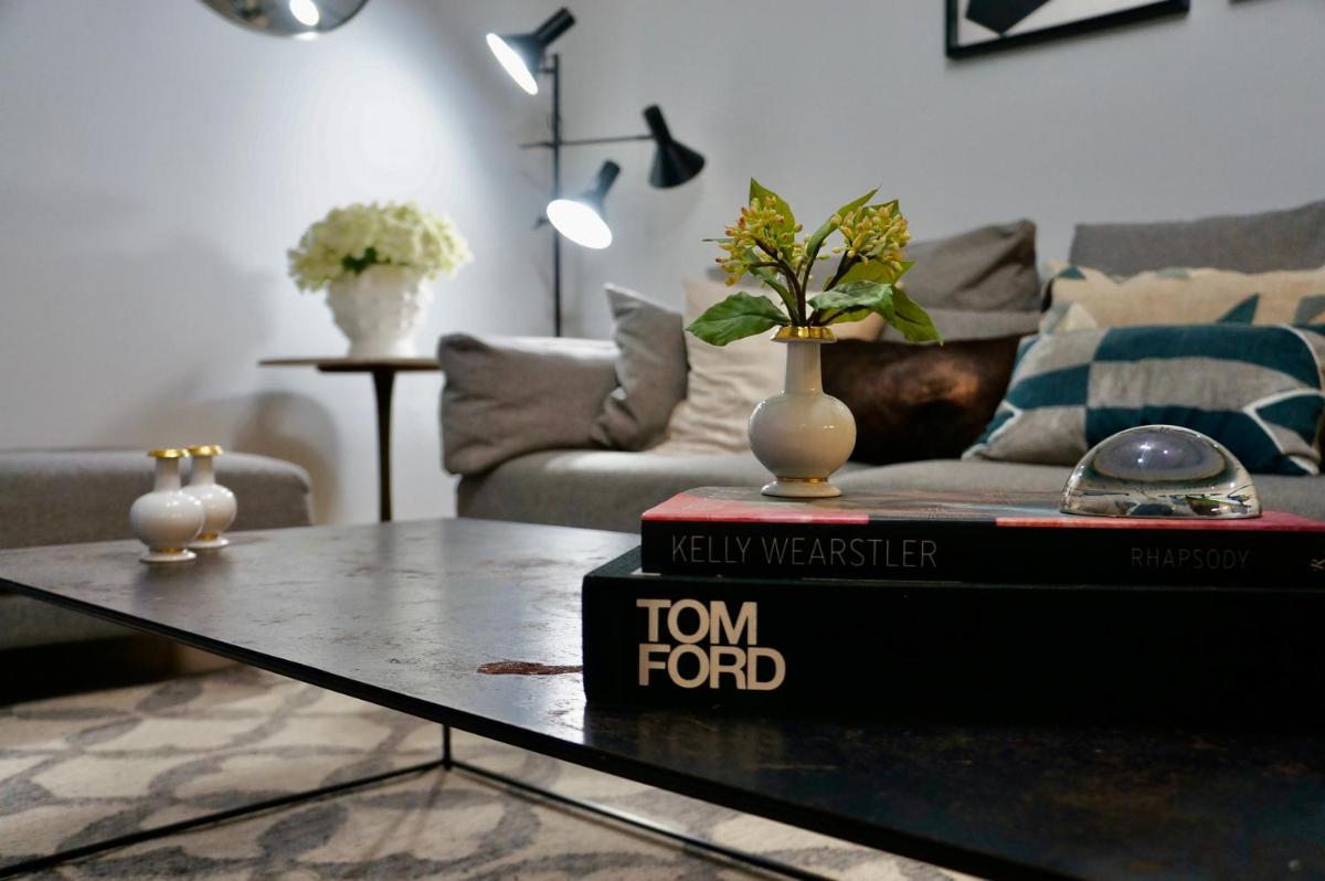 Stylish Highcross 1bed Apartment- Central - Housity