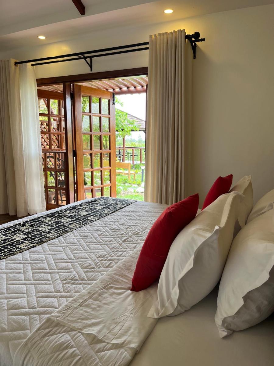 Suitetrails - Jey's Jiko Kitchen and Resort
