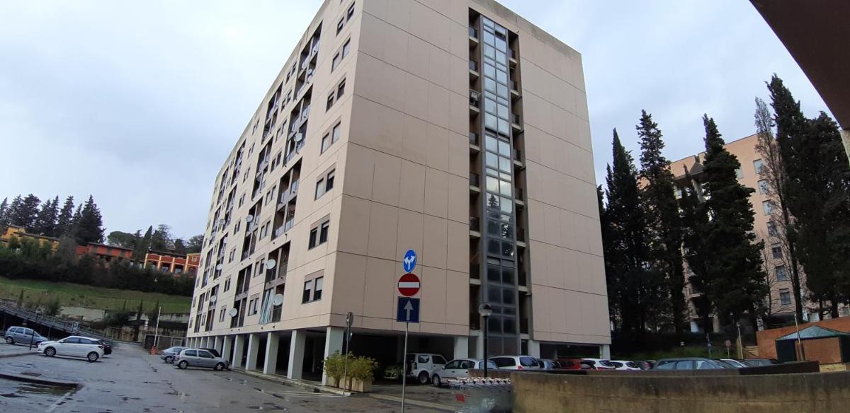 Via Cortonese n. 27 - Housity