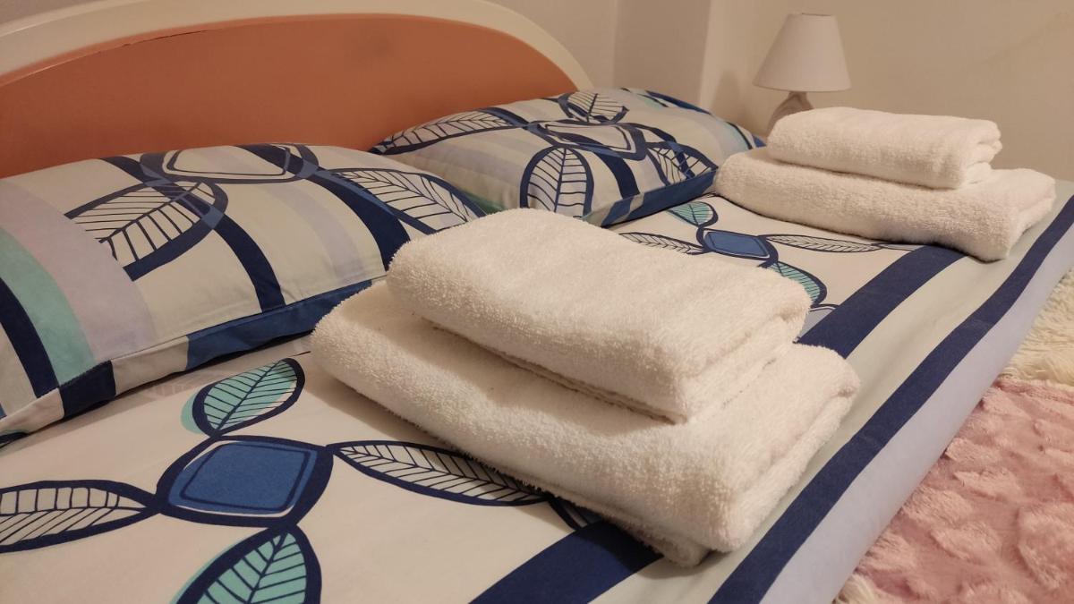 Alexandros Inn - Housity
