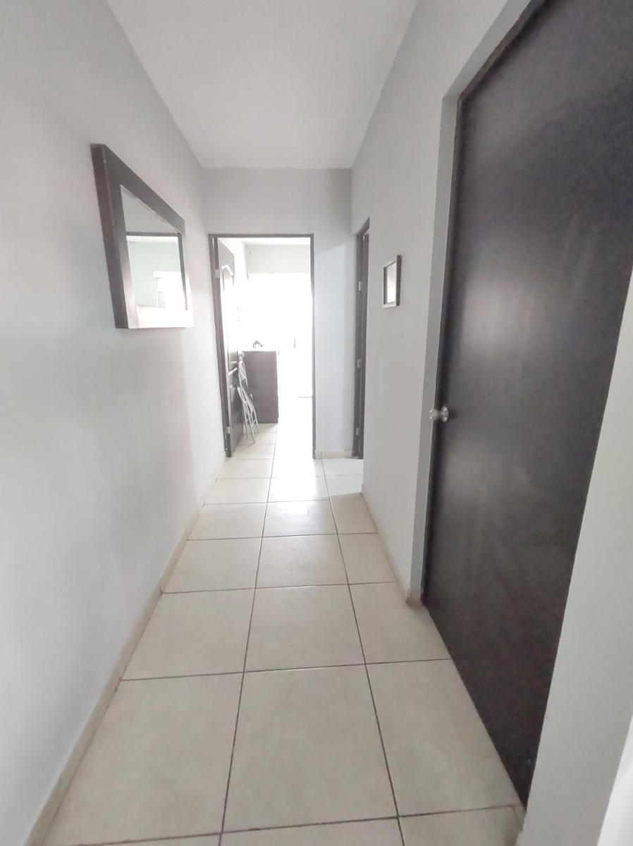 La Quinta Departamento Ejecutivo Parking con Sombra - Housity
