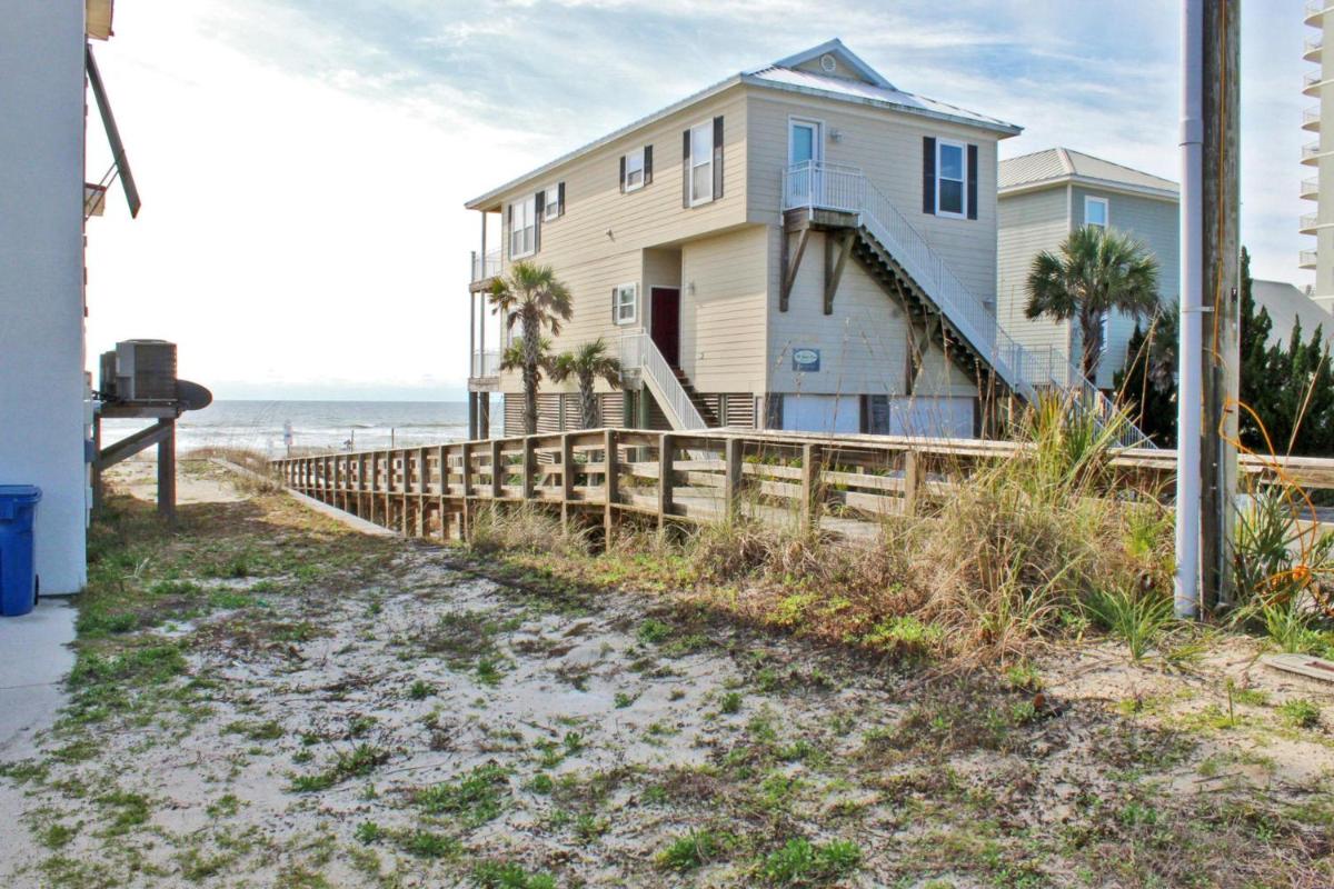 Seascape by Youngs Suncoast - Housity