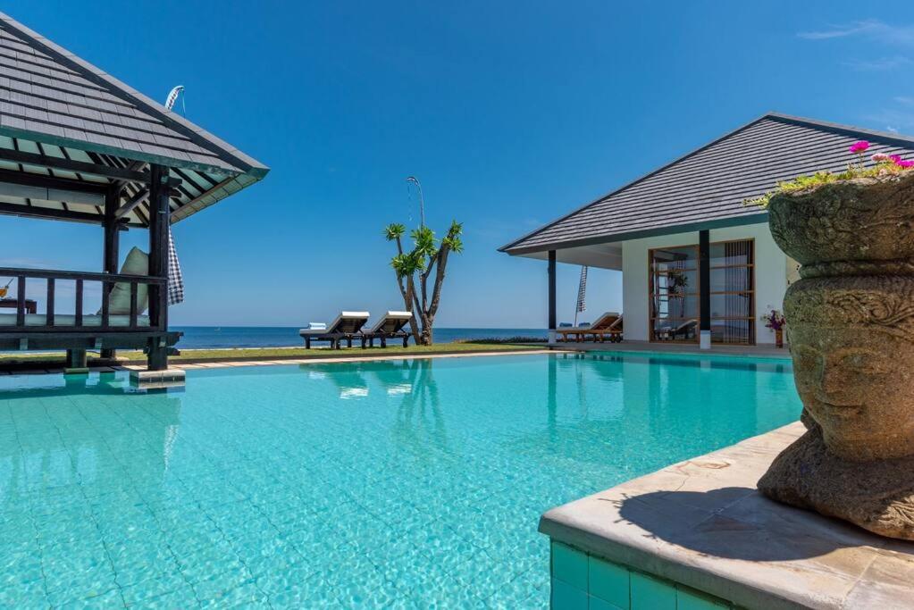 Villa Lovina Beach 1 - Housity