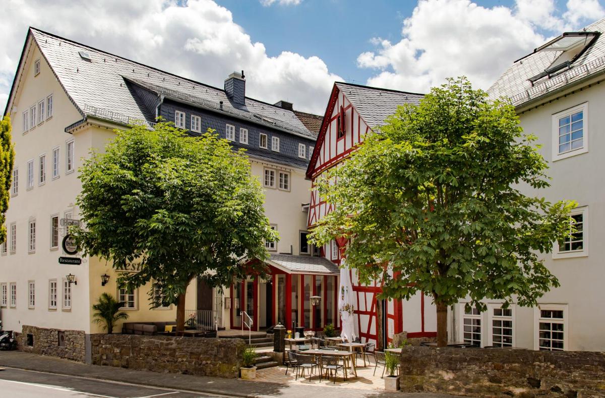 Hotel zum Löwen - Housity