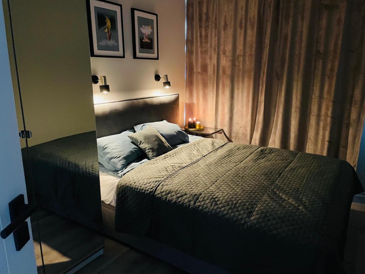 Uroczy Apartament 38 m2 Tychy, Śląskie Ogrody - Housity