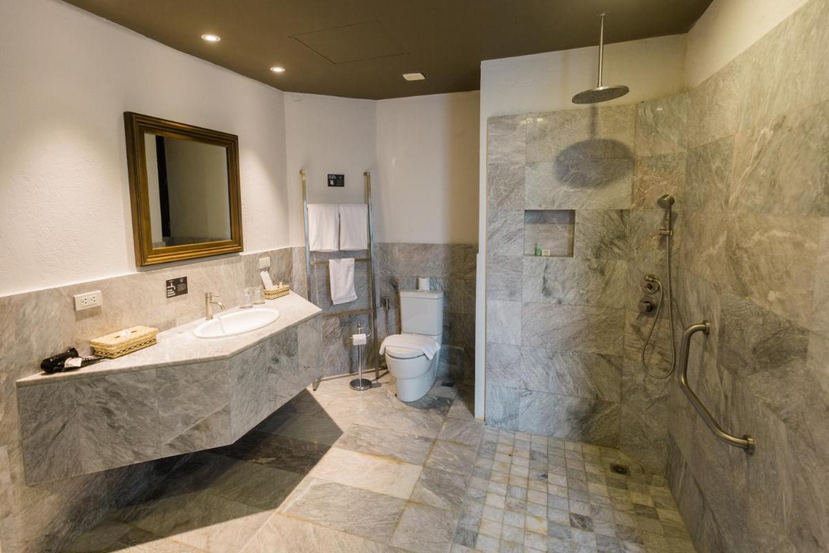 Suitetrails - The Henry Resort Dumaguete