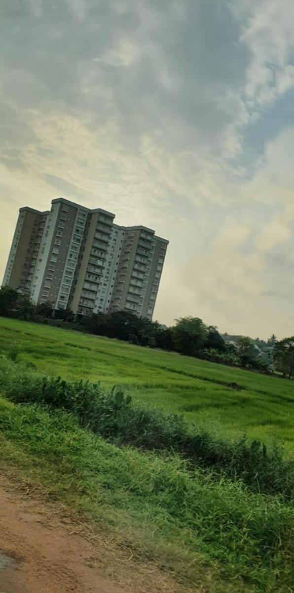 Suitetrails - Orchid Apartments 2, Top Most Floor Apartment