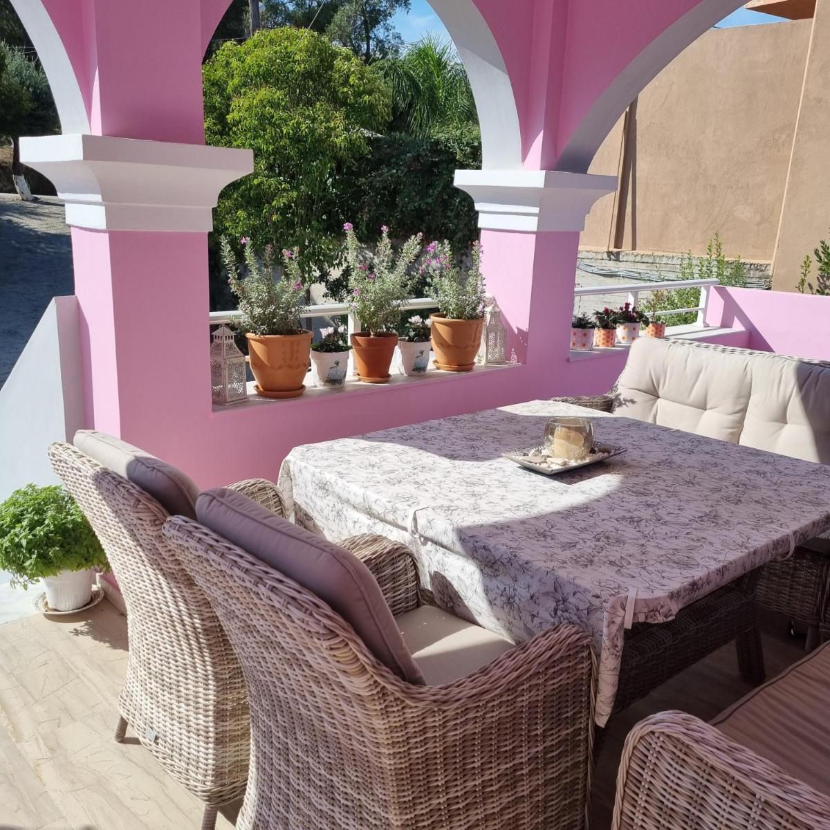 Villa Rosa - Housity